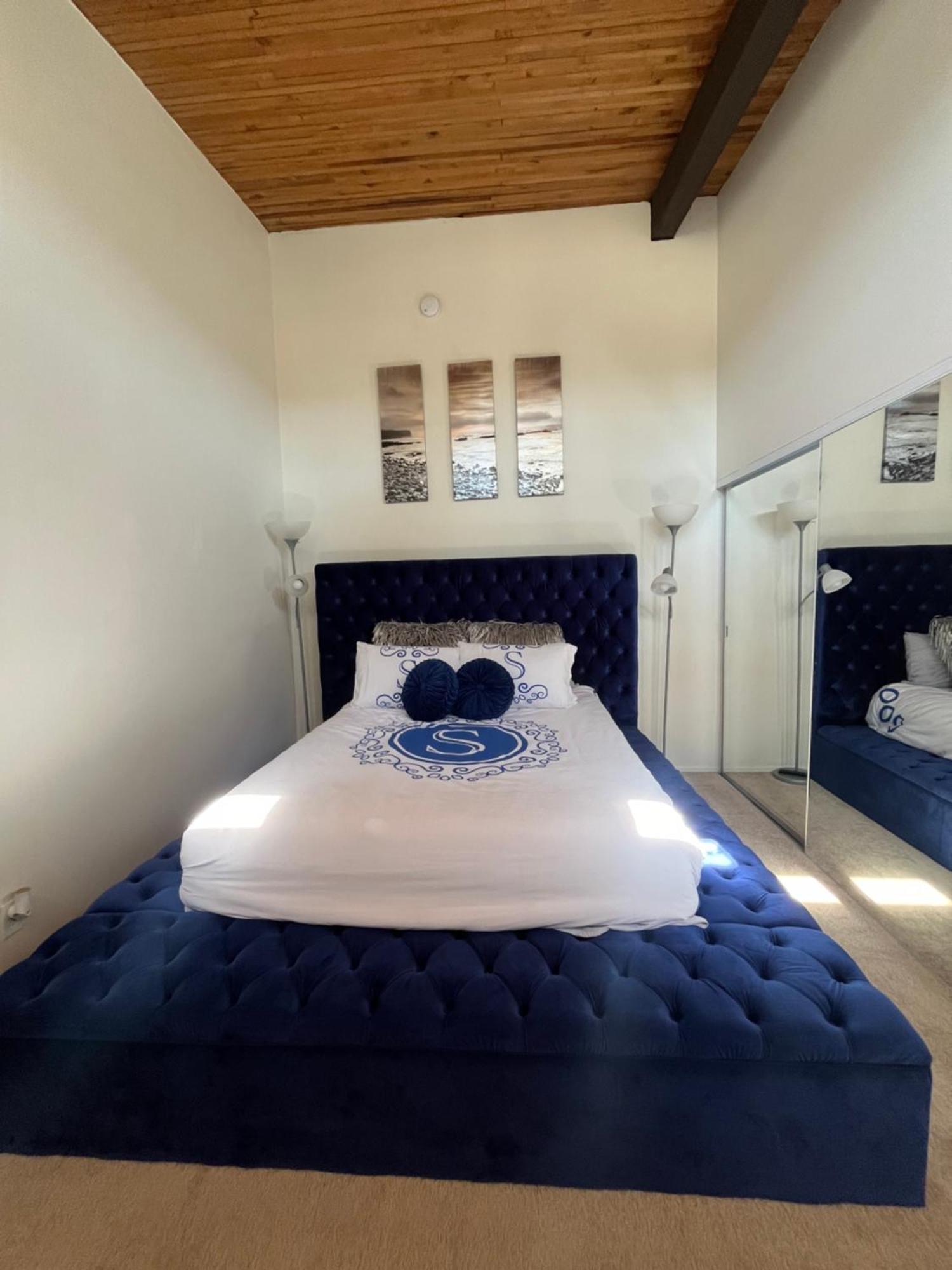Cozy 1-bedroom Loft In Enchanting Angeles With Ac, Wifi Los Angeles